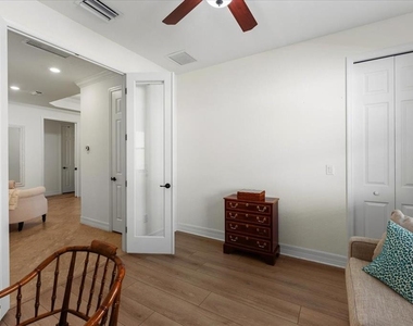 16717 Bwana Place - Photo Thumbnail 27