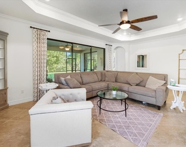 16717 Bwana Place - Photo Thumbnail 12