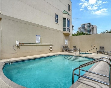 235 Cocoanut Avenue - Photo Thumbnail 49