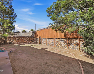 604 La Chapa Avenue - Photo Thumbnail 28