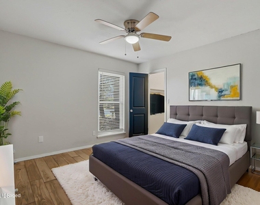 604 La Chapa Avenue - Photo Thumbnail 12