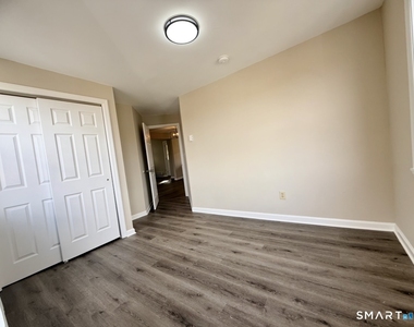 3-5-7 Maple Street - Photo Thumbnail 12
