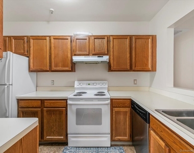 196 Crown Street - Photo Thumbnail 7