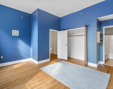 196 Crown Street - Photo Thumbnail 15