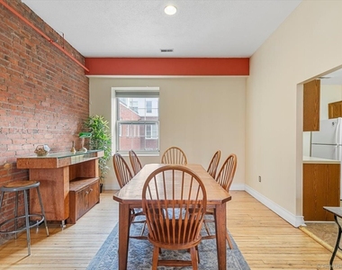 196 Crown Street - Photo Thumbnail 6