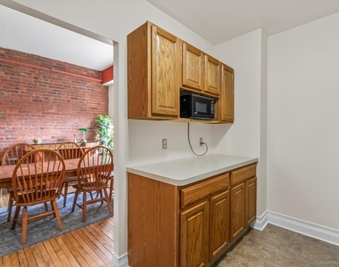 196 Crown Street - Photo Thumbnail 10
