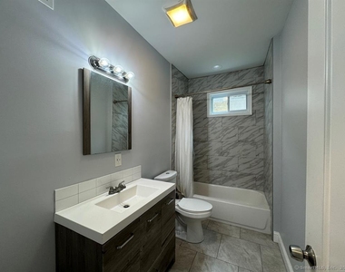 557 Colorado Avenue - Photo Thumbnail 13