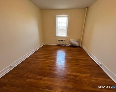 218 Bedford Street - Photo Thumbnail 3