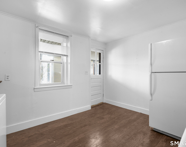 48 Anderson Street - Photo Thumbnail 4