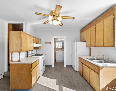 48 Anderson Street - Photo Thumbnail 2