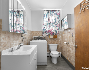 48 Anderson Street - Photo Thumbnail 18