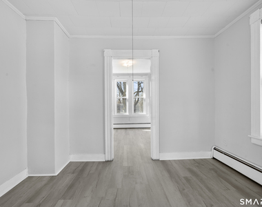 48 Anderson Street - Photo Thumbnail 9