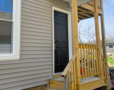 14 Meadow Street - Photo Thumbnail 3