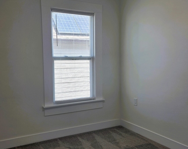 14 Meadow Street - Photo Thumbnail 12