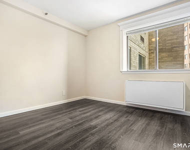 143 Hoyt Street - Photo Thumbnail 21
