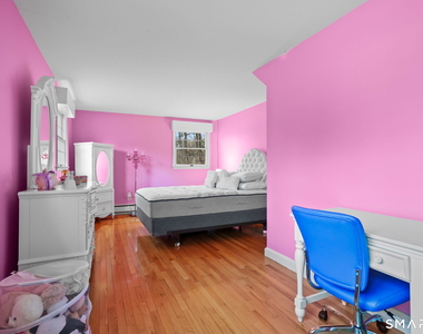 15 Flat Rock Drive - Photo Thumbnail 9