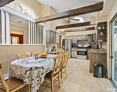 15 Flat Rock Drive - Photo Thumbnail 3