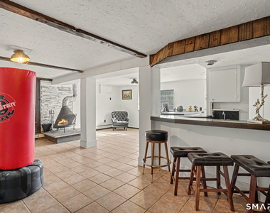 15 Flat Rock Drive - Photo Thumbnail 12