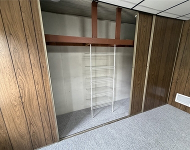 1154 Eisenhower Dr - Photo Thumbnail 36