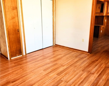 922 Hober Ave - Photo Thumbnail 4