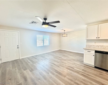 2081 S Dandelion Street - Photo Thumbnail 2