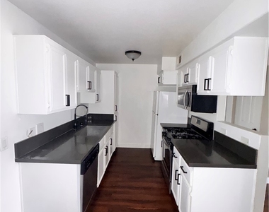 3318 N Decatur Boulevard - Photo Thumbnail 9