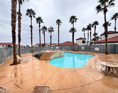 3318 N Decatur Boulevard - Photo Thumbnail 37