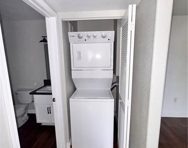 3318 N Decatur Boulevard - Photo Thumbnail 18