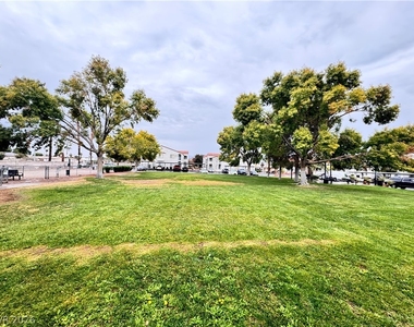 3318 N Decatur Boulevard - Photo Thumbnail 36