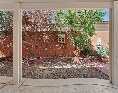 7929 Dana Maple Court - Photo Thumbnail 30