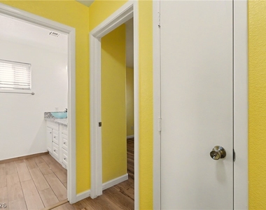 7929 Dana Maple Court - Photo Thumbnail 39