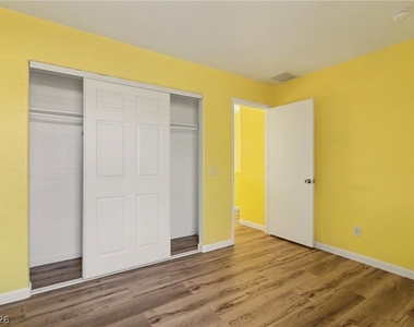 7929 Dana Maple Court - Photo Thumbnail 33