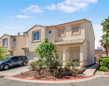 7929 Dana Maple Court - Photo Thumbnail 2