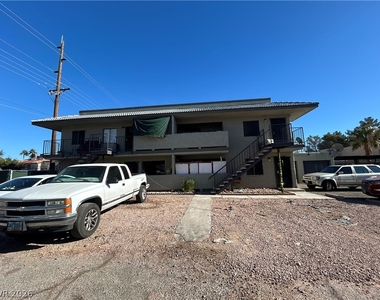 1305 Kari Lee Court - Photo Thumbnail 21