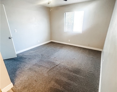 1305 Kari Lee Court - Photo Thumbnail 11