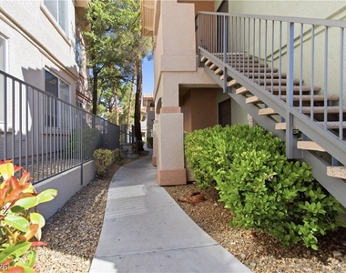 350 S Durango Drive - Photo Thumbnail 3