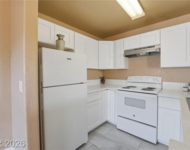 2982 Juniper Hills Boulevard - Photo Thumbnail 8
