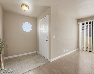 2982 Juniper Hills Boulevard - Photo Thumbnail 3