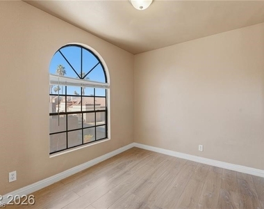 2982 Juniper Hills Boulevard - Photo Thumbnail 10