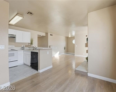 2982 Juniper Hills Boulevard - Photo Thumbnail 5
