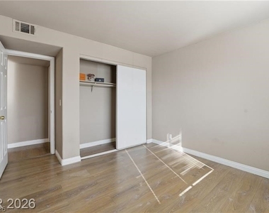 2982 Juniper Hills Boulevard - Photo Thumbnail 18
