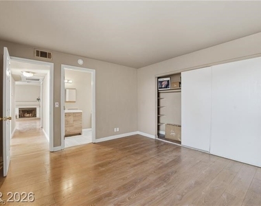 2982 Juniper Hills Boulevard - Photo Thumbnail 13