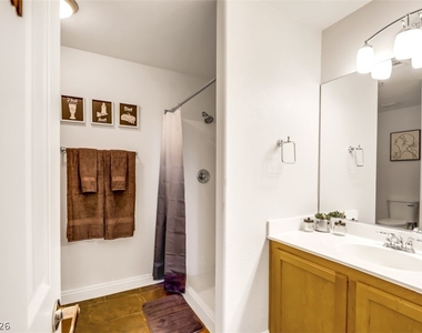 8777 W Maule Avenue - Photo Thumbnail 15