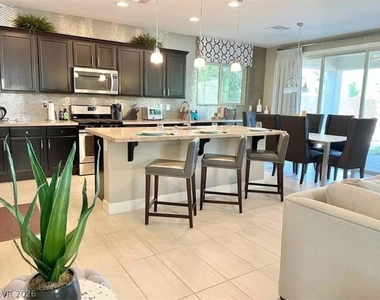 6845 Black Ash Street - Photo Thumbnail 11