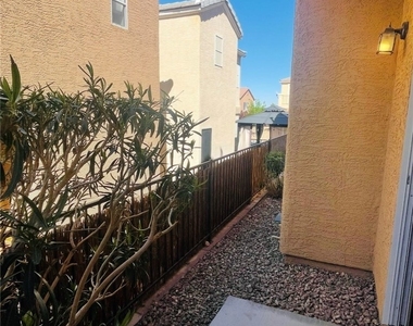 10408 Coffee Grinder Court - Photo Thumbnail 28