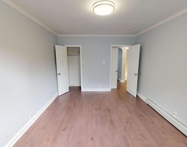 67-12 Juno Street - Photo Thumbnail 7