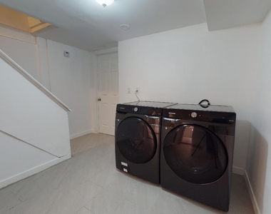 67-12 Juno Street - Photo Thumbnail 14