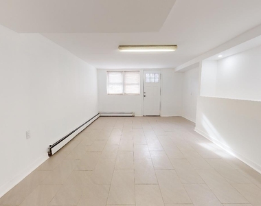 67-12 Juno Street - Photo Thumbnail 10