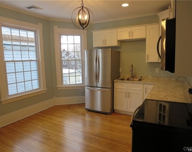 1801 James Street - Photo Thumbnail 9
