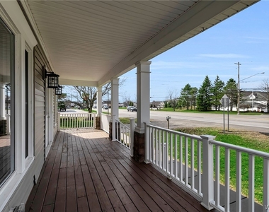 5849 Broadway Street - Photo Thumbnail 1